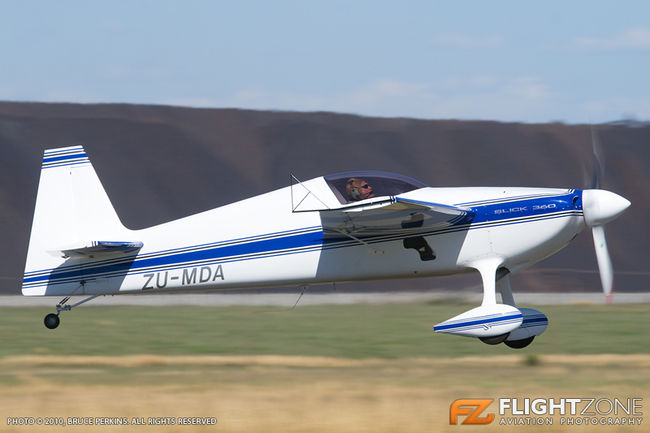 Slick 360 ZU-MDA Vereeniging FAVV