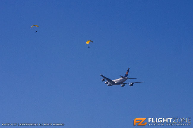 A380 &amp; Powered Parachutes at FASK