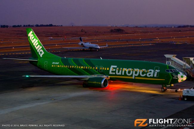 Boeing 737 ZS-OAP Lanseria Airport FALA
