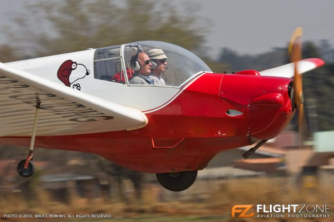 Motor Falke ZS-UUA Springs Airfield FASI