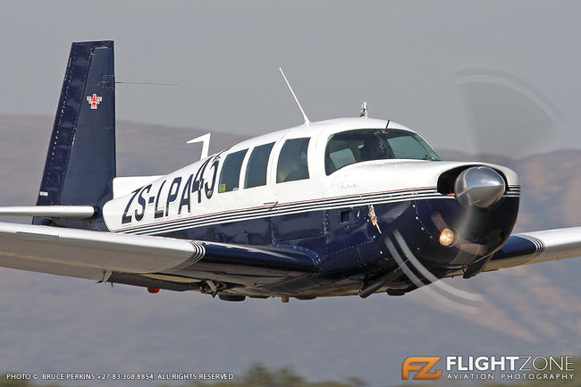 Mooney ZS-LPA Rustenburg Airfield FARG