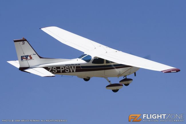 Cessna 172 Skyhawk ZS-PSW Kittyhawk Airfield FAKT