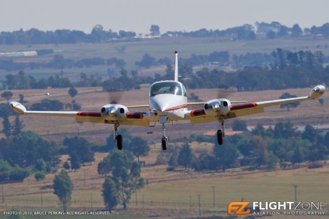 Cessna 310 ZS-TAR Krugersdorp Airfield FAKR