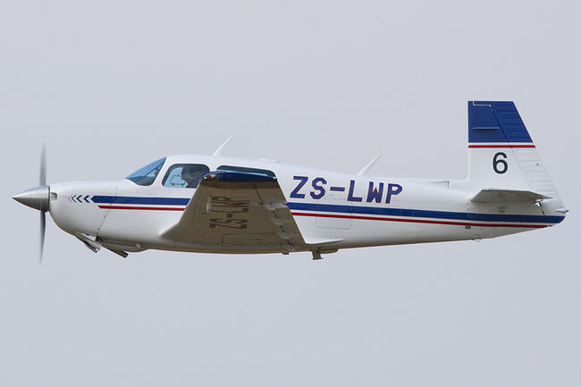 Mooney ZS-LWP Parys Airfield FAPY