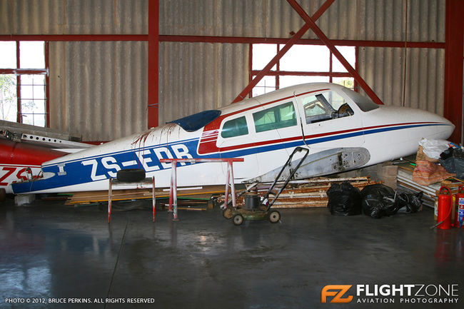 Cessna 310 ZS-EDR Margate FAMG