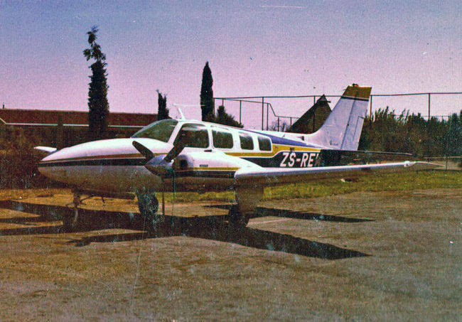 Beechcraft Baron 58 ZS-REW