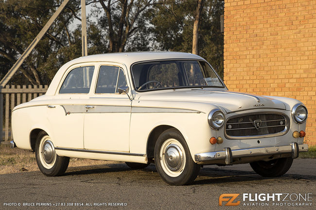 Peugeot 403 Rand Airport FAGM Car