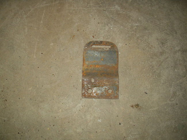 top bow stowage bracket