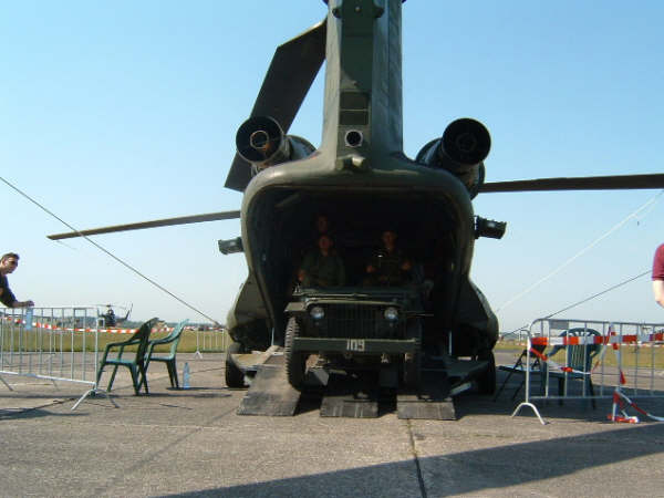 chinook2