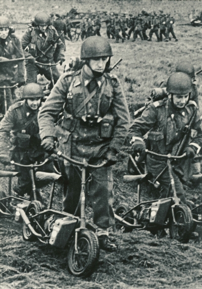 Welbike_with_Polish_Airbornes_001