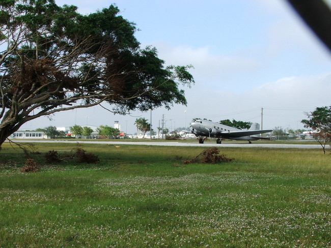 2005_1211Opa_Locka_Airport0012