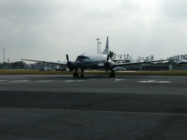 2005_1211Opa_Locka_Airport0041