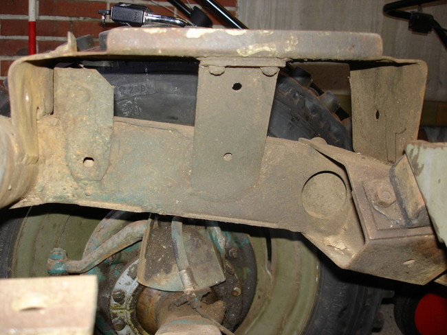 Battery_tray_seen_from_inside