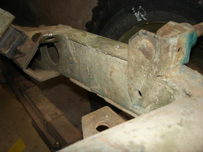 Inside_left_rail_forward_of_engine_mount