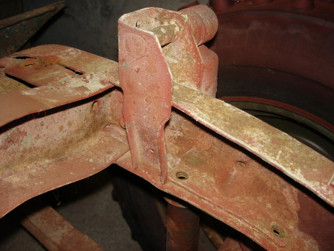 Inside_left_rear_shock_tower