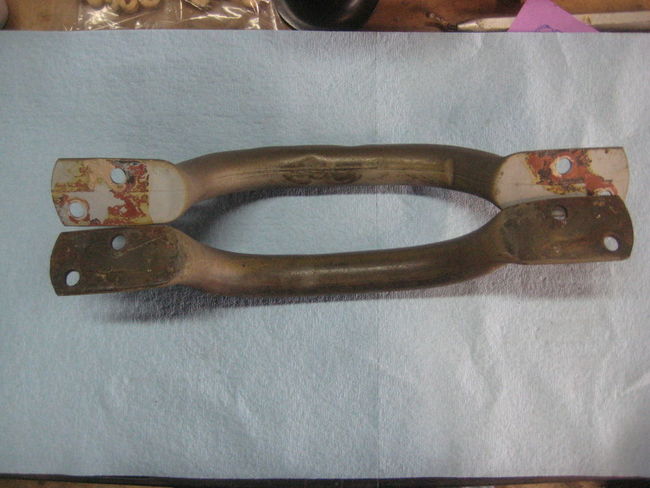 F marked side handles