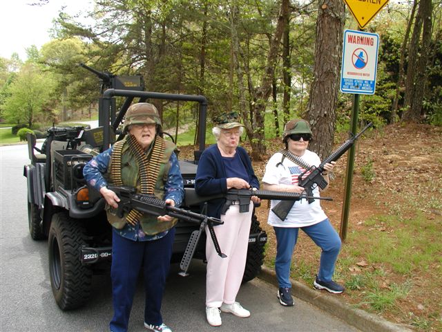 Old_Ladies_in_FAV_026